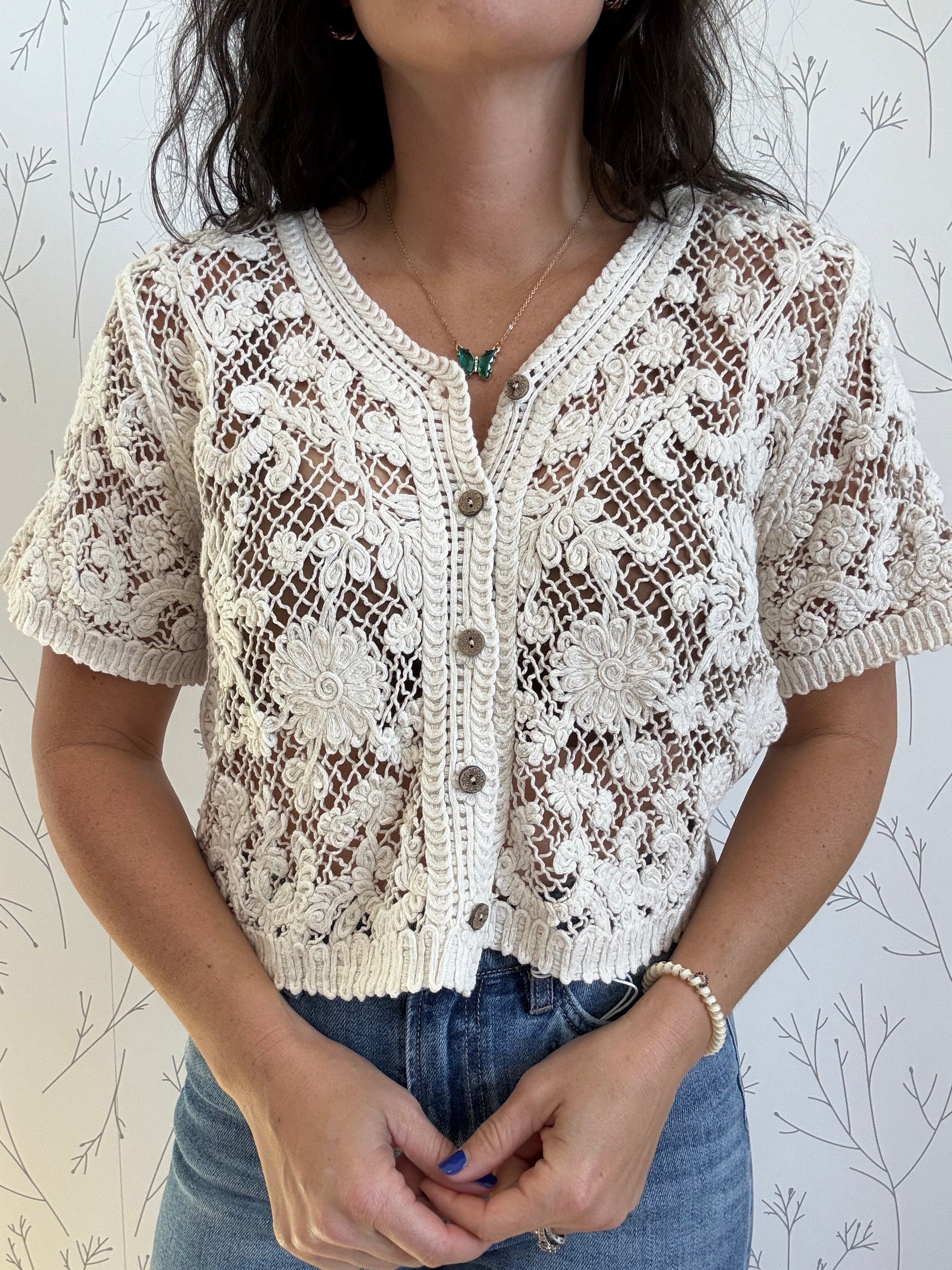 Petal Thread Button-Down
