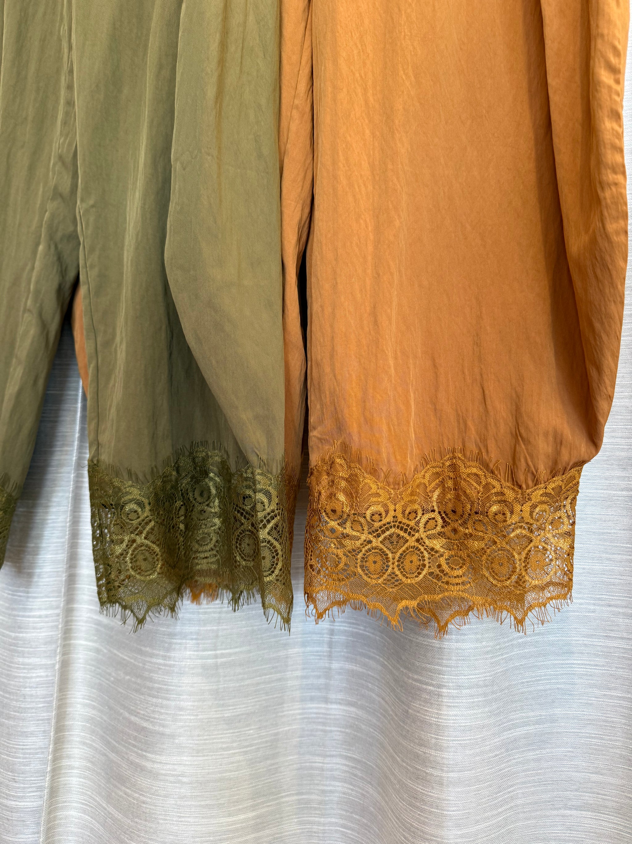 Lace & Leaves Barrel Pants
