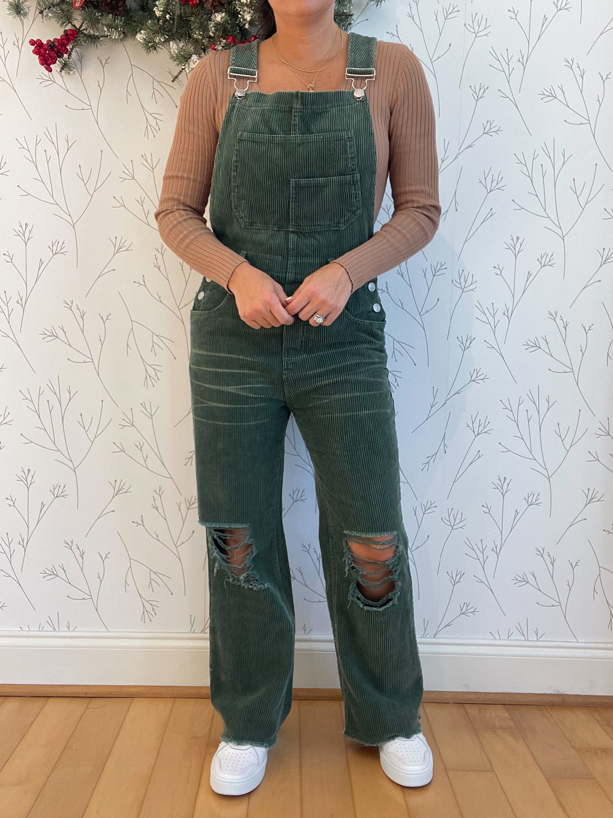 Distressed Detail Vintage Washed Corduroy Overalls