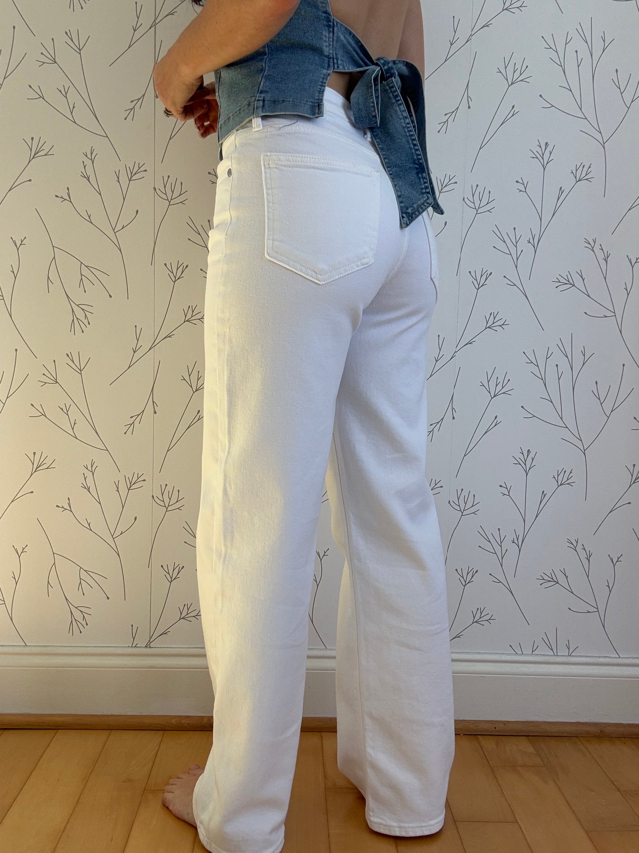 Spring Standard Jeans