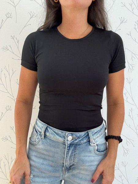 Seamless Round Neck Basic Tee