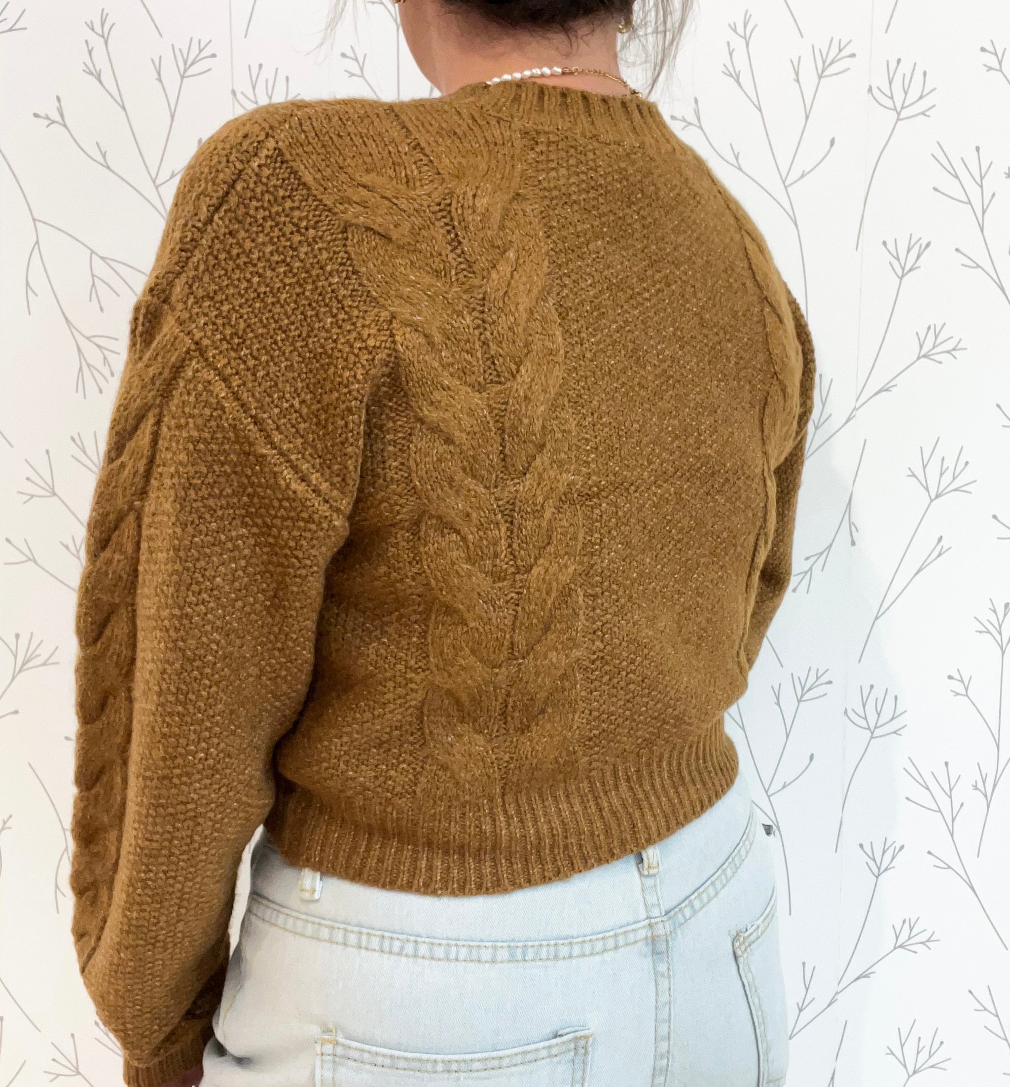Cable Knit Cropped Sweater