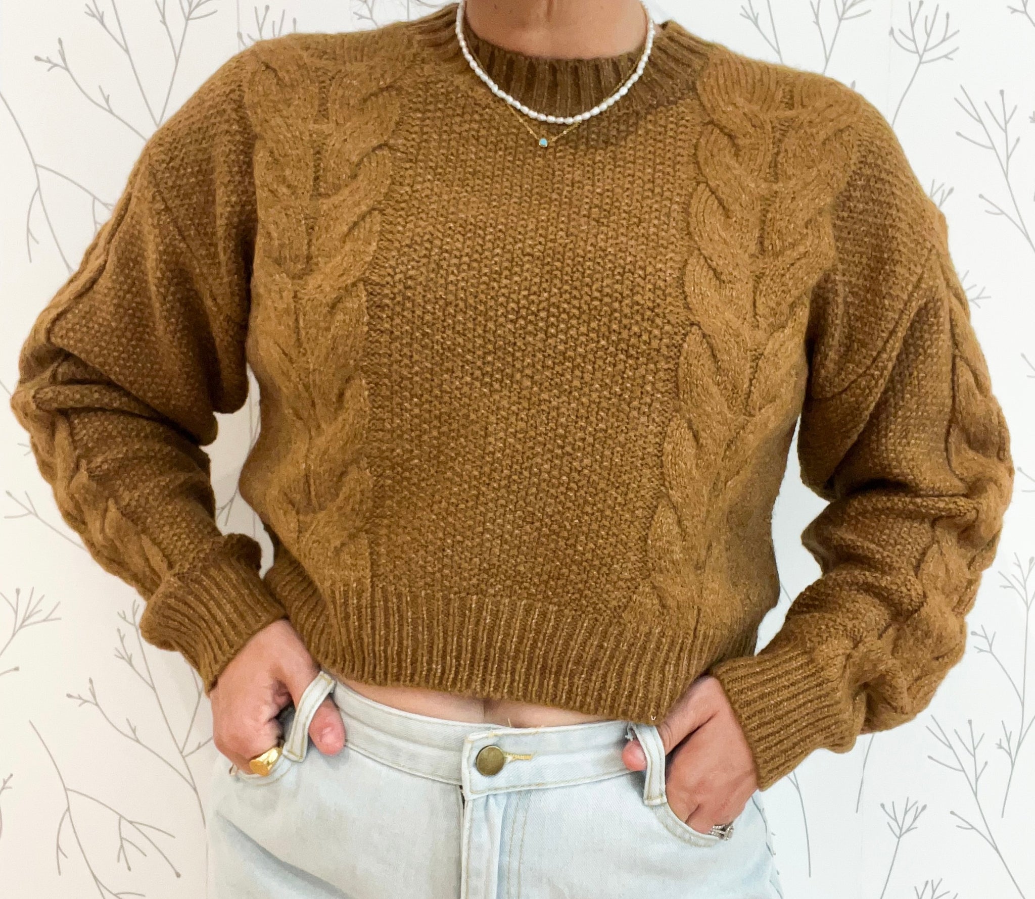 Cable Knit Cropped Sweater