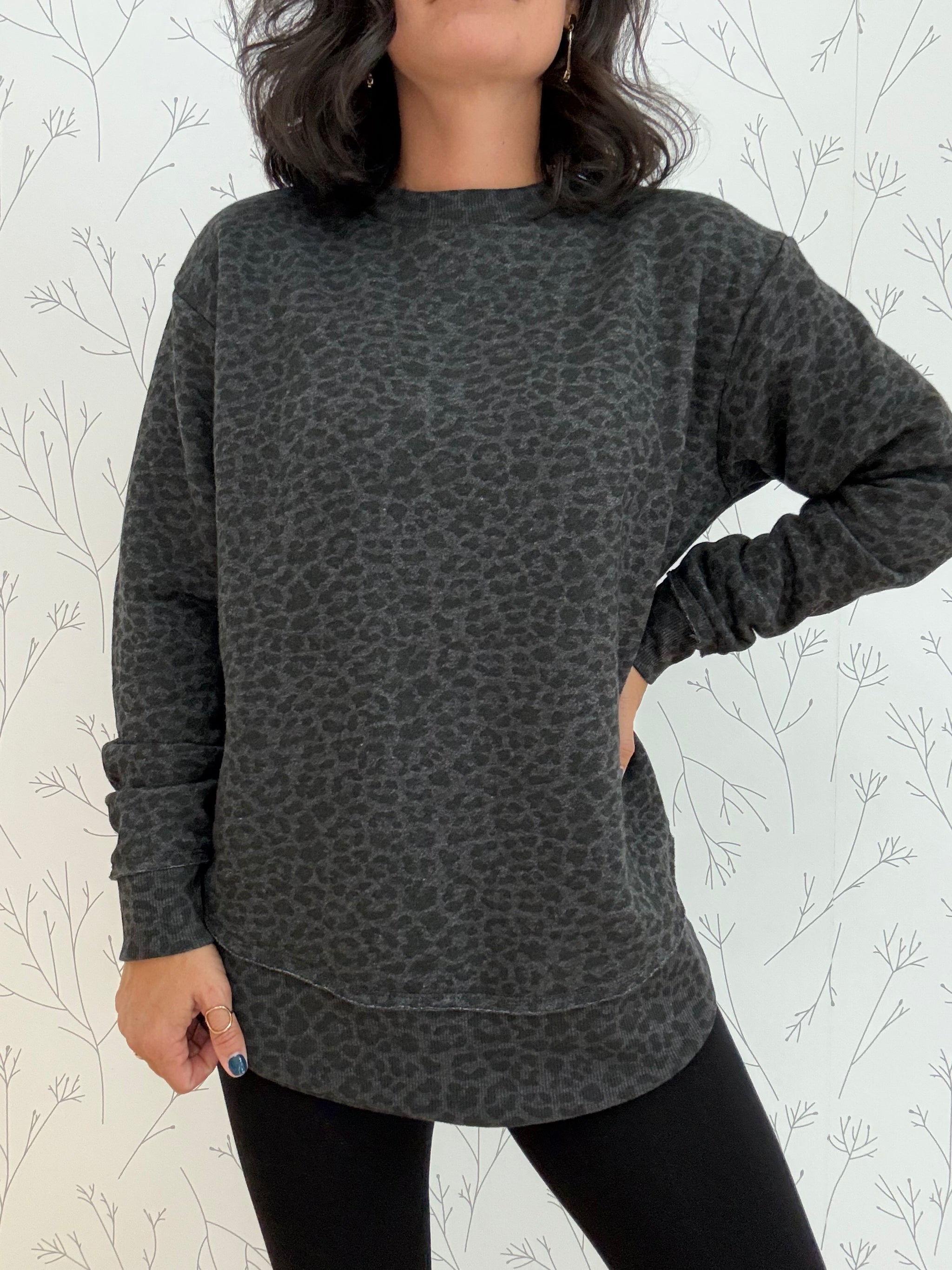 Leopard Pullover Sweatshirt
