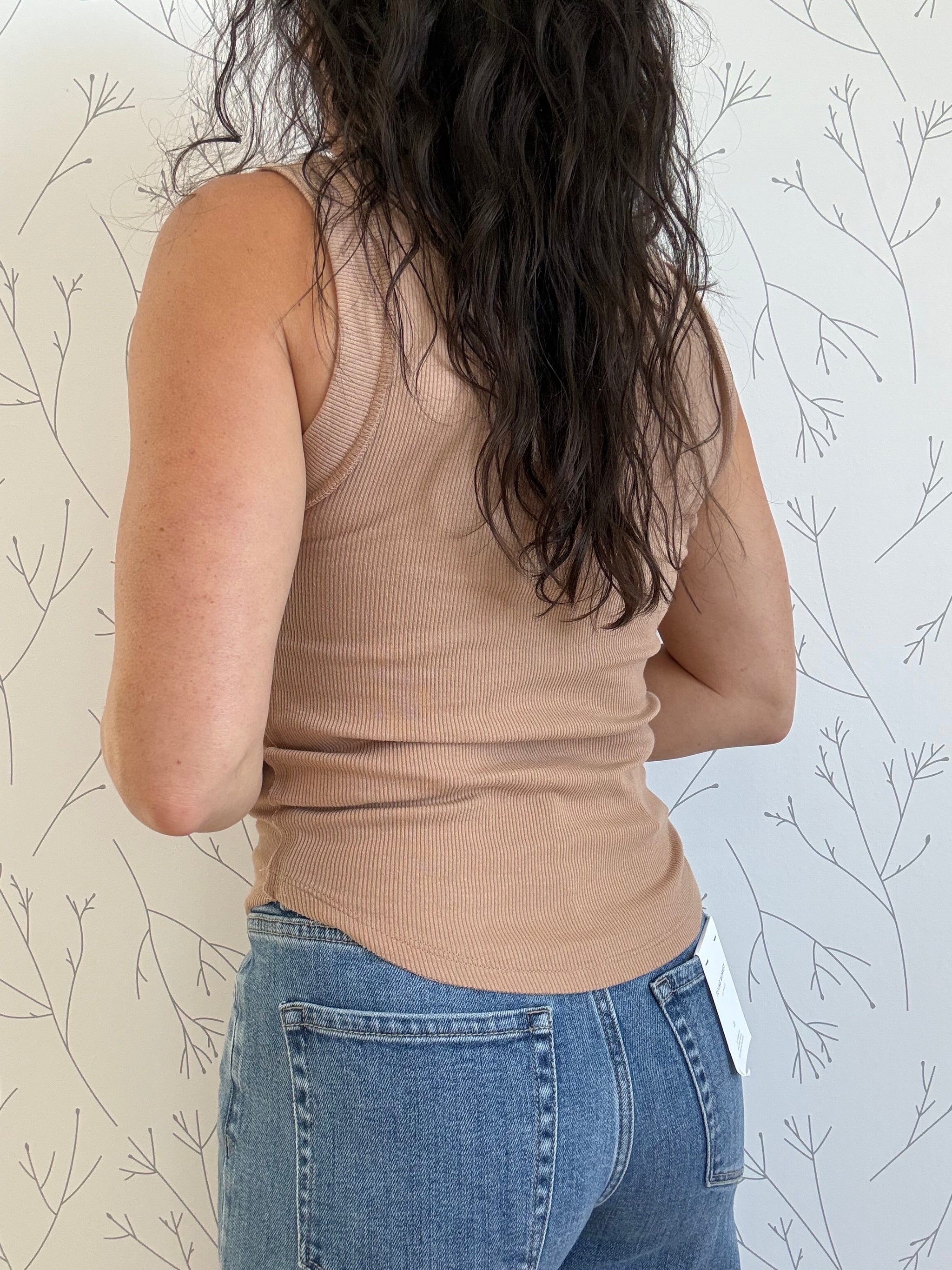 Spring Essential Tank