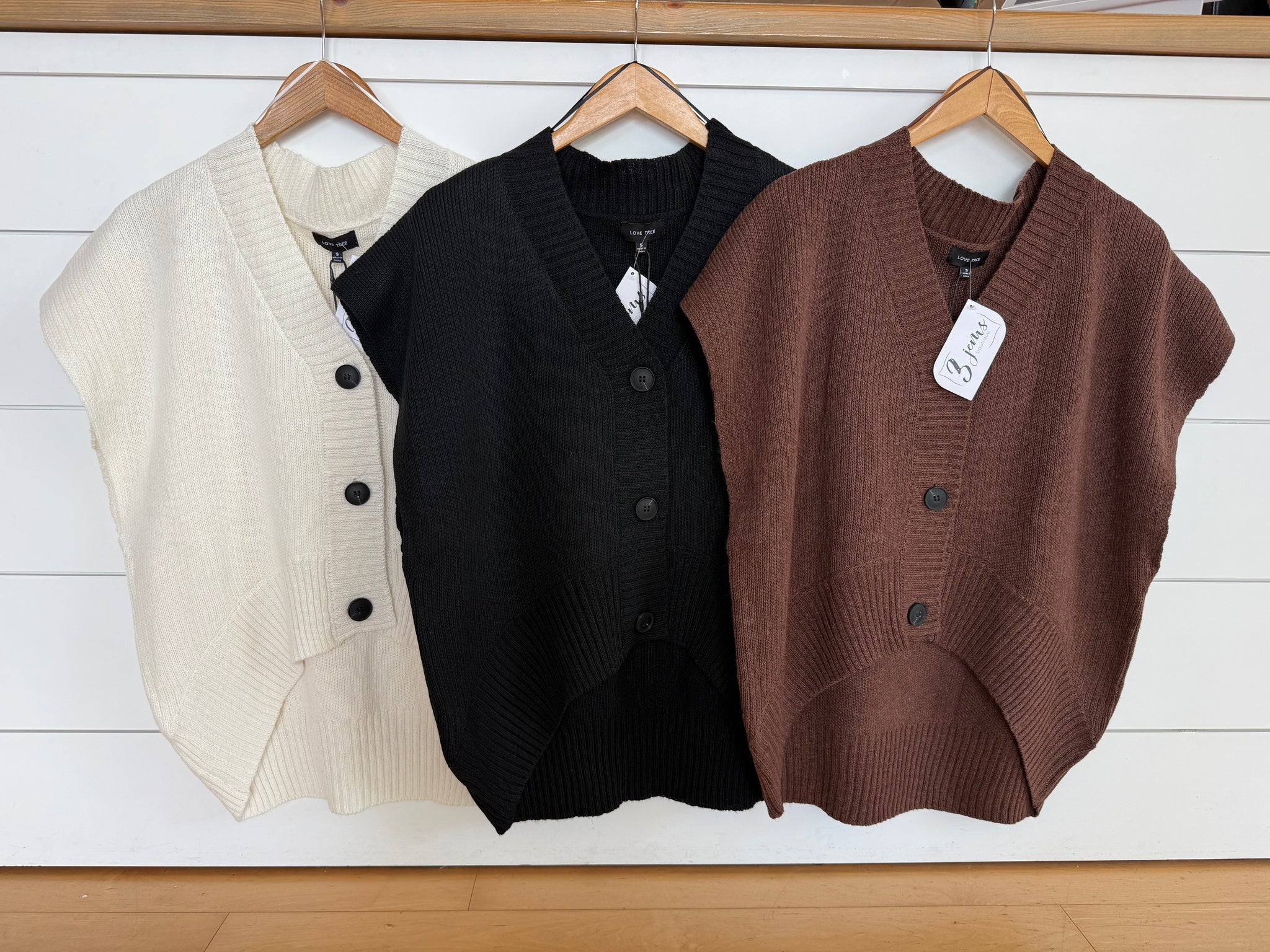 The Harvest Sleeveless Cardigan