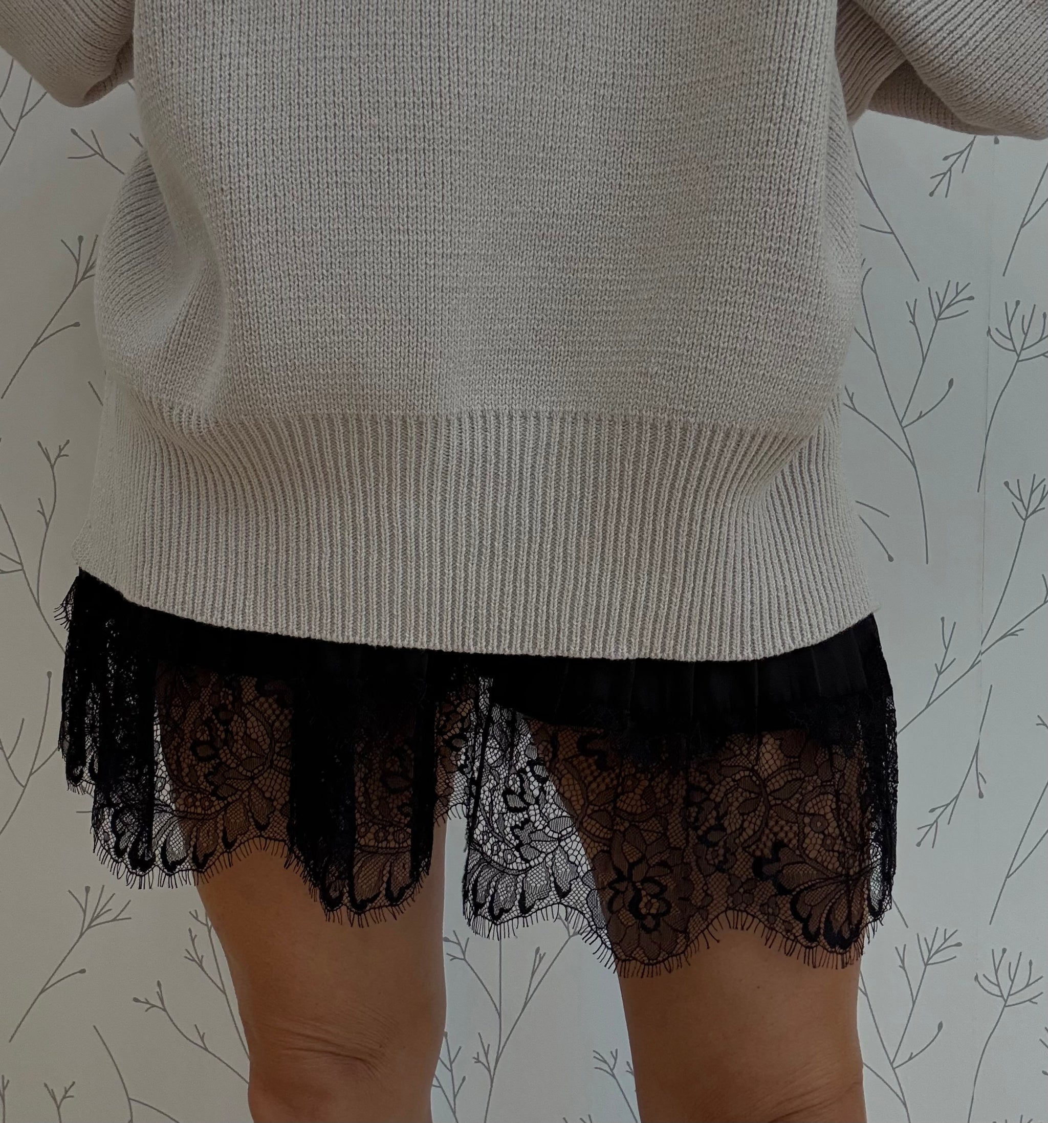 Kisses & Lace Skirt