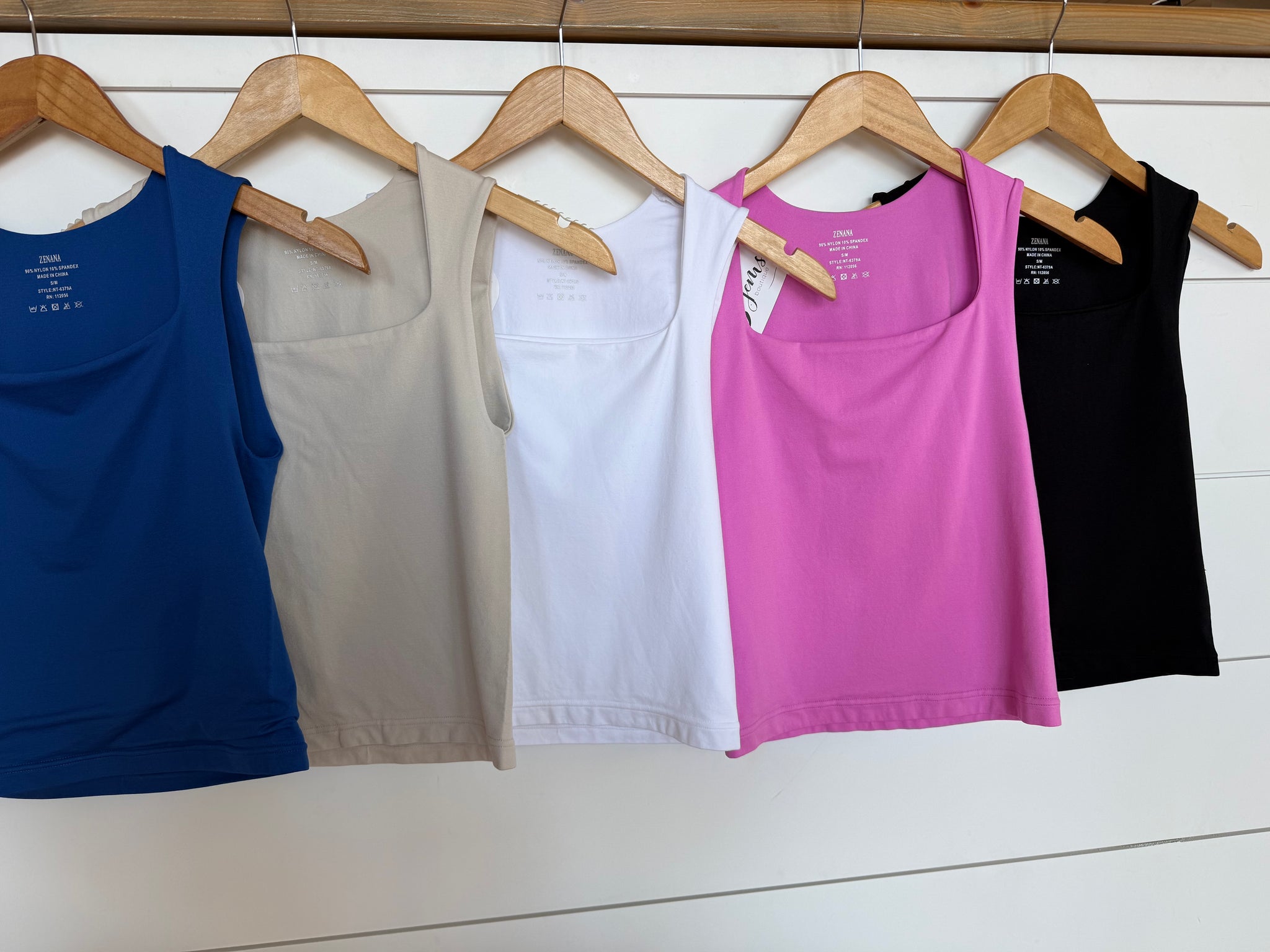 Seamless Double Layered Square Neck Tank Top