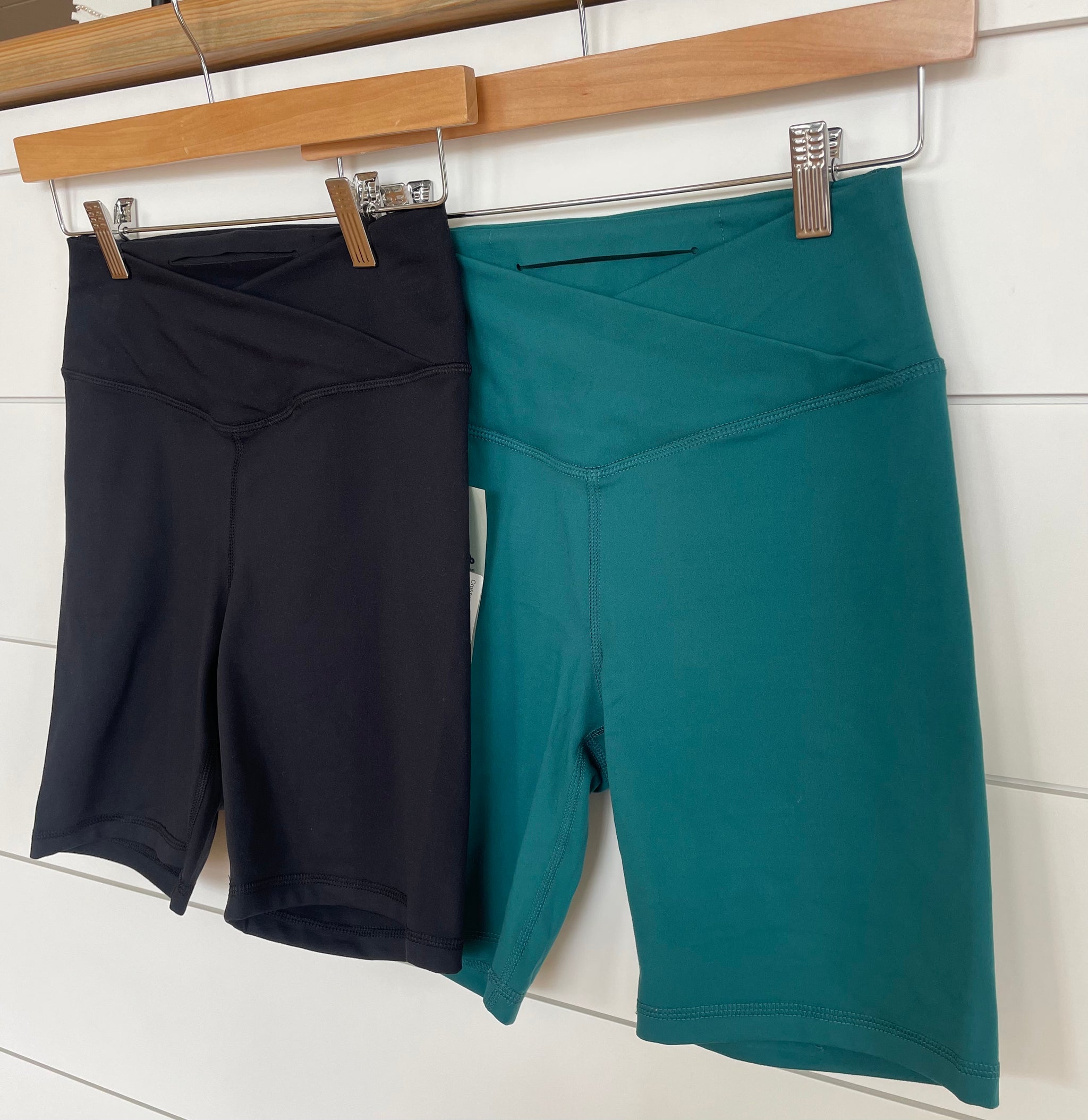 Crossover Waist Biker Shorts