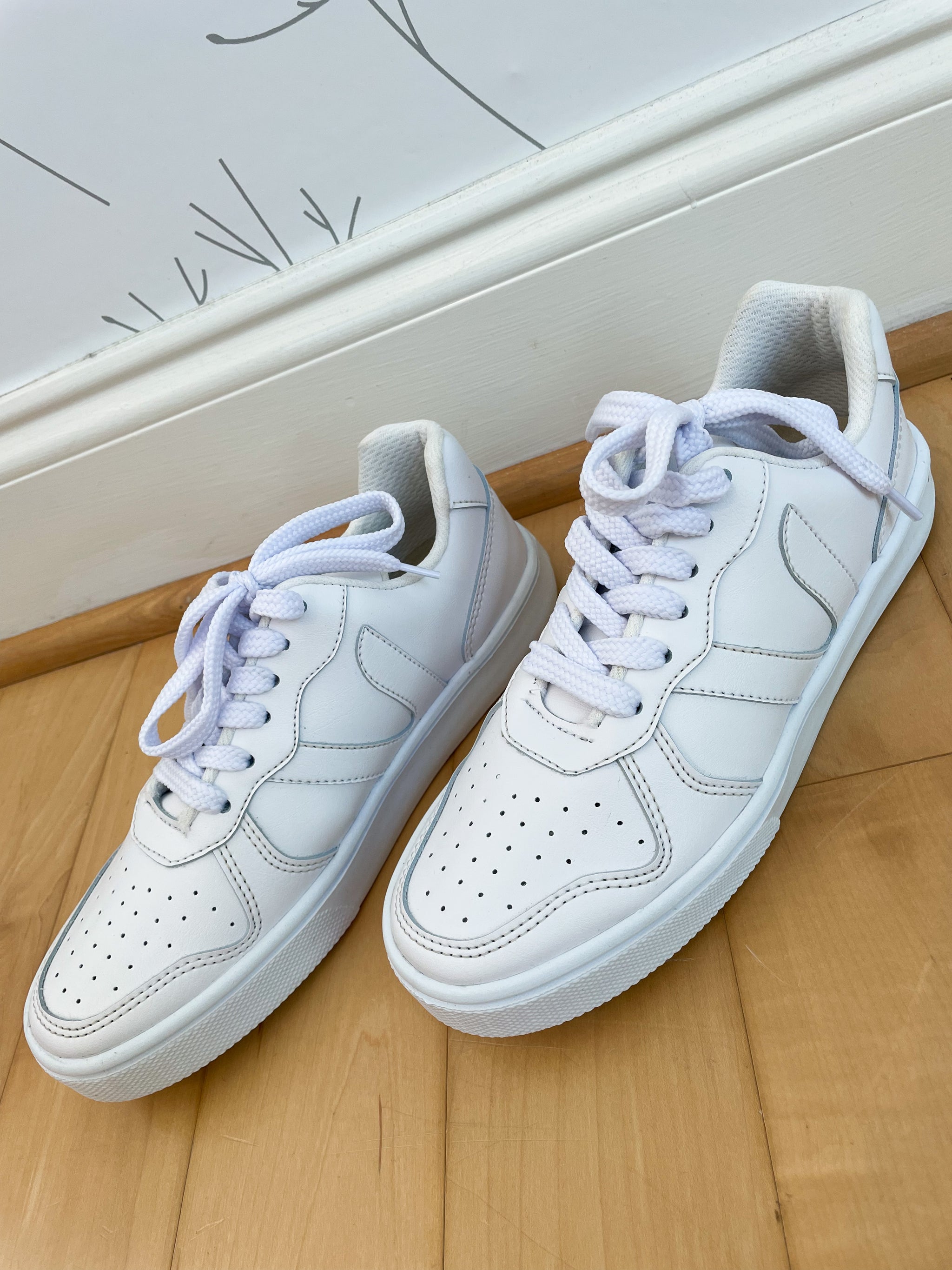 Chasity Sneaker